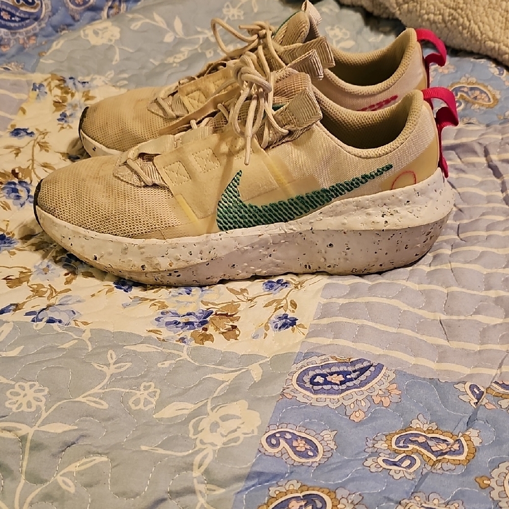 Nike Women's 10